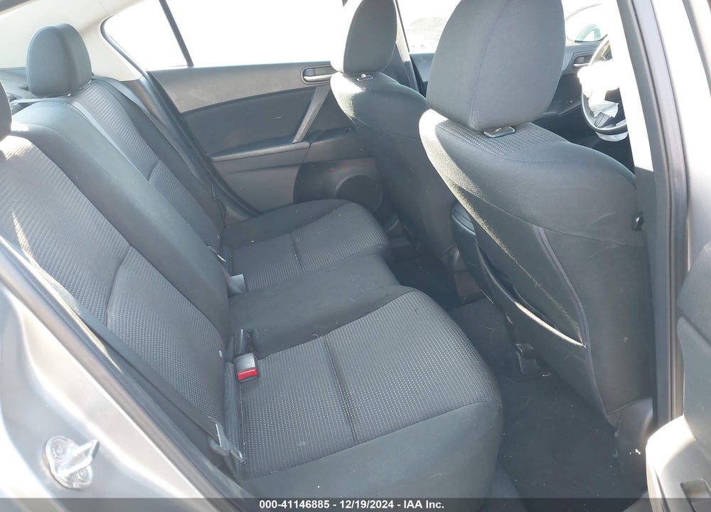 2013 MAZDA 3 I SPORT VIN: JM1BL1UP6D1852270