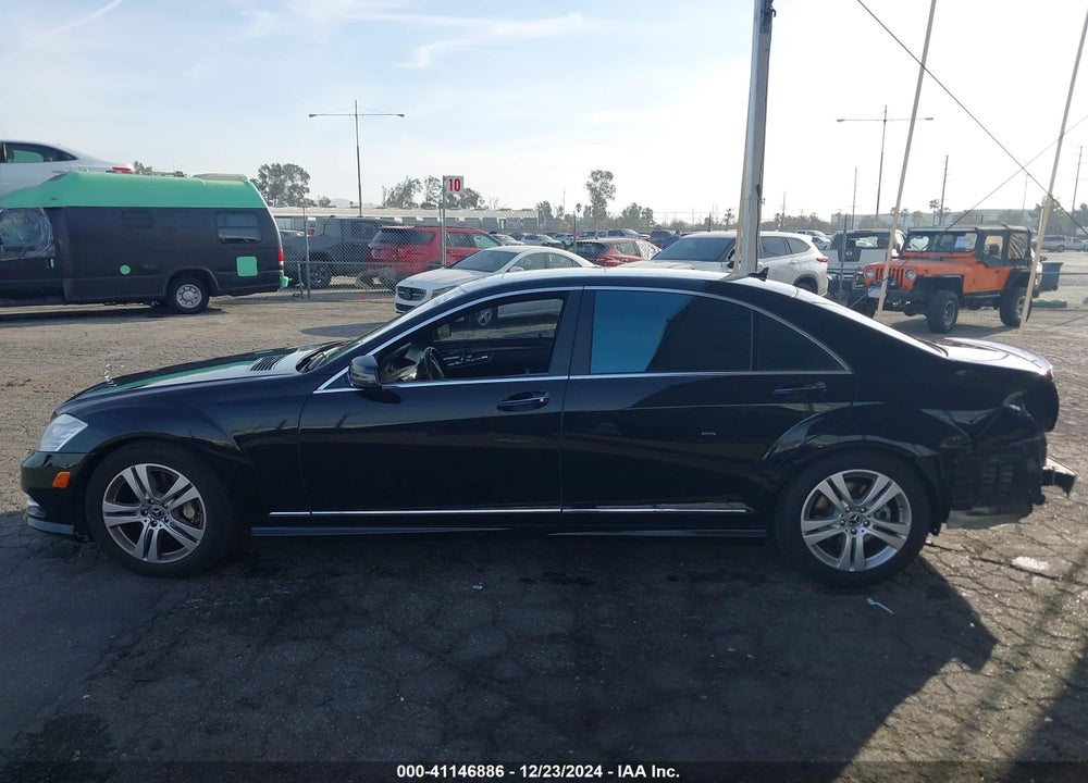 2010 MERCEDES-BENZ S 550 VIN: WDDNG7BB7AA342023
