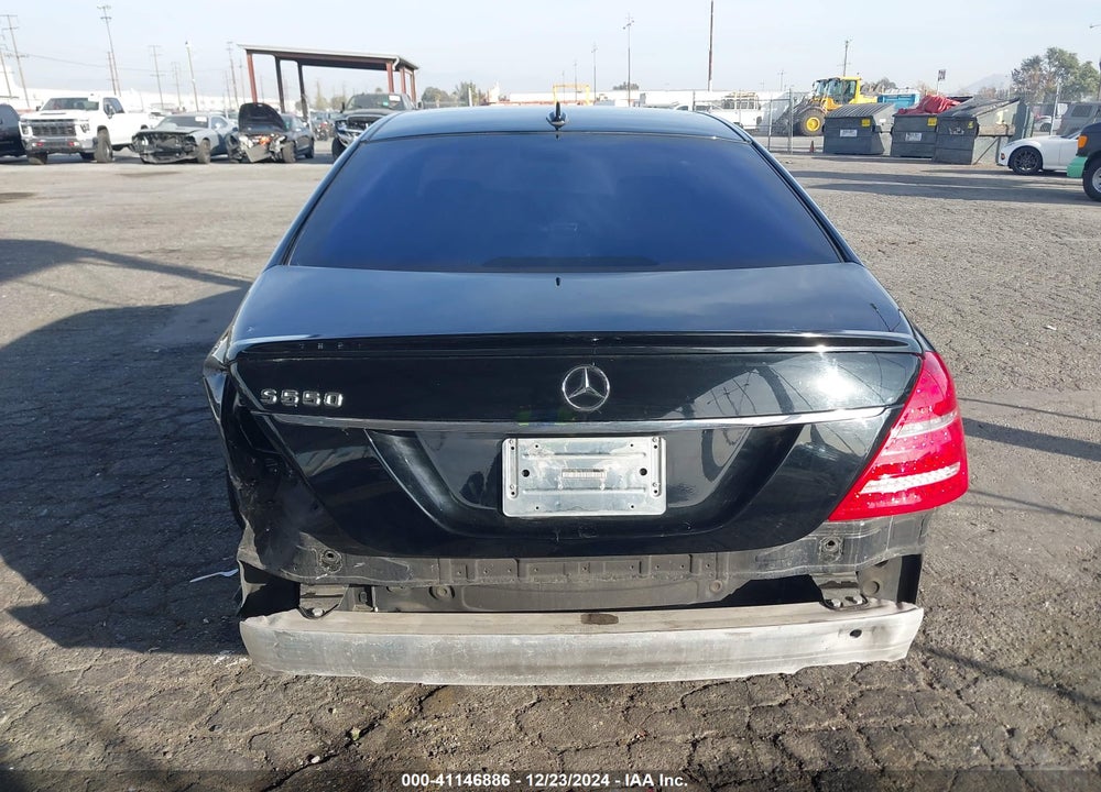 2010 MERCEDES-BENZ S 550 VIN: WDDNG7BB7AA342023