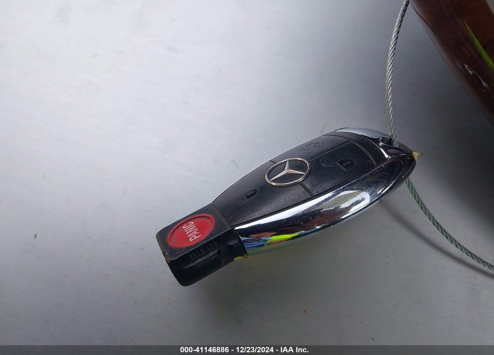 2010 MERCEDES-BENZ S 550 VIN: WDDNG7BB7AA342023