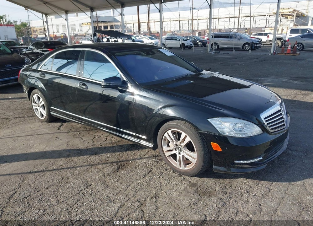 2010 MERCEDES-BENZ S 550 VIN: WDDNG7BB7AA342023