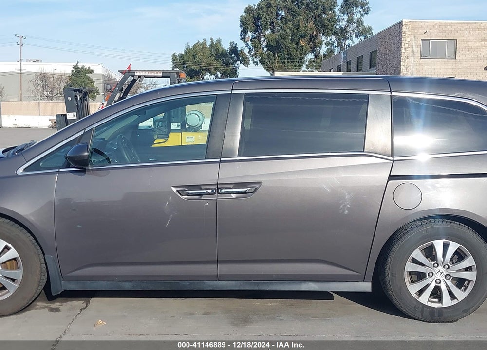 2016 HONDA ODYSSEY SE VIN: 5FNRL5H33GB040157