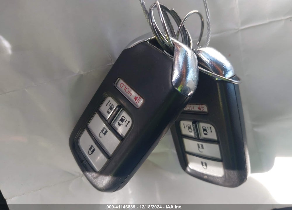 2016 HONDA ODYSSEY SE VIN: 5FNRL5H33GB040157