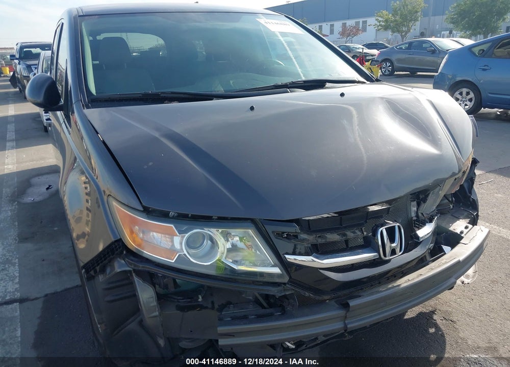 2016 HONDA ODYSSEY SE VIN: 5FNRL5H33GB040157