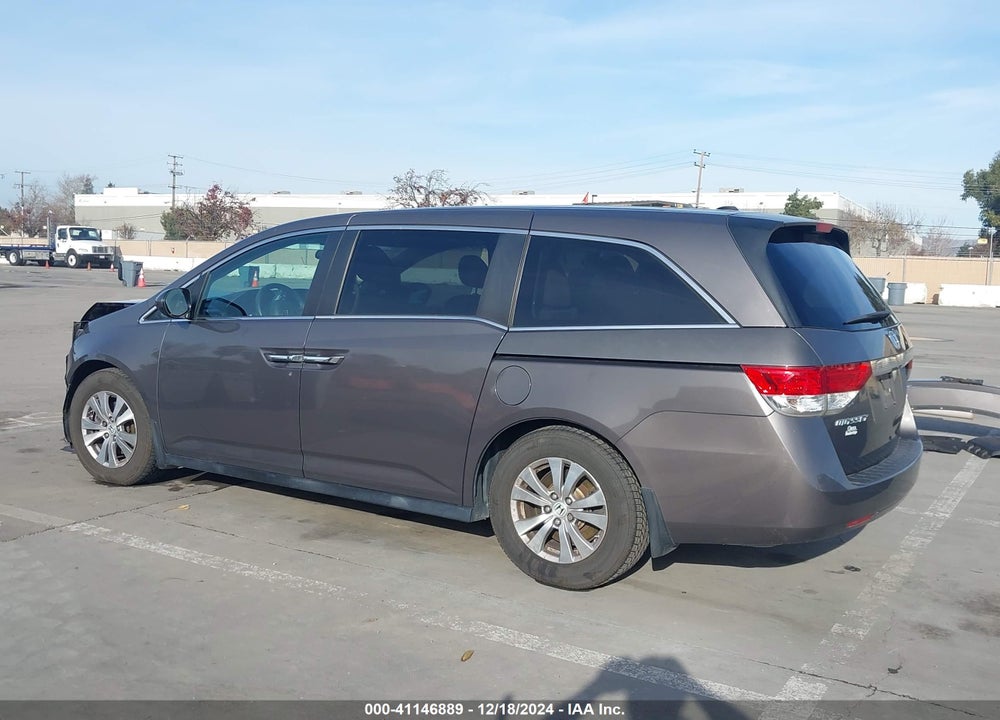 2016 HONDA ODYSSEY SE VIN: 5FNRL5H33GB040157