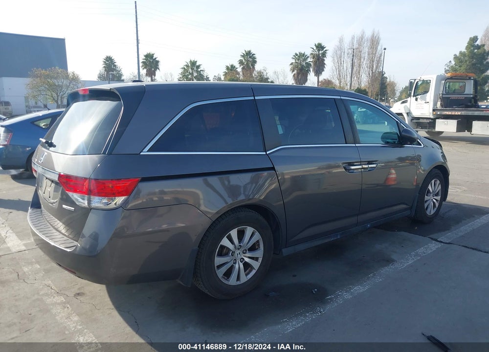 2016 HONDA ODYSSEY SE VIN: 5FNRL5H33GB040157