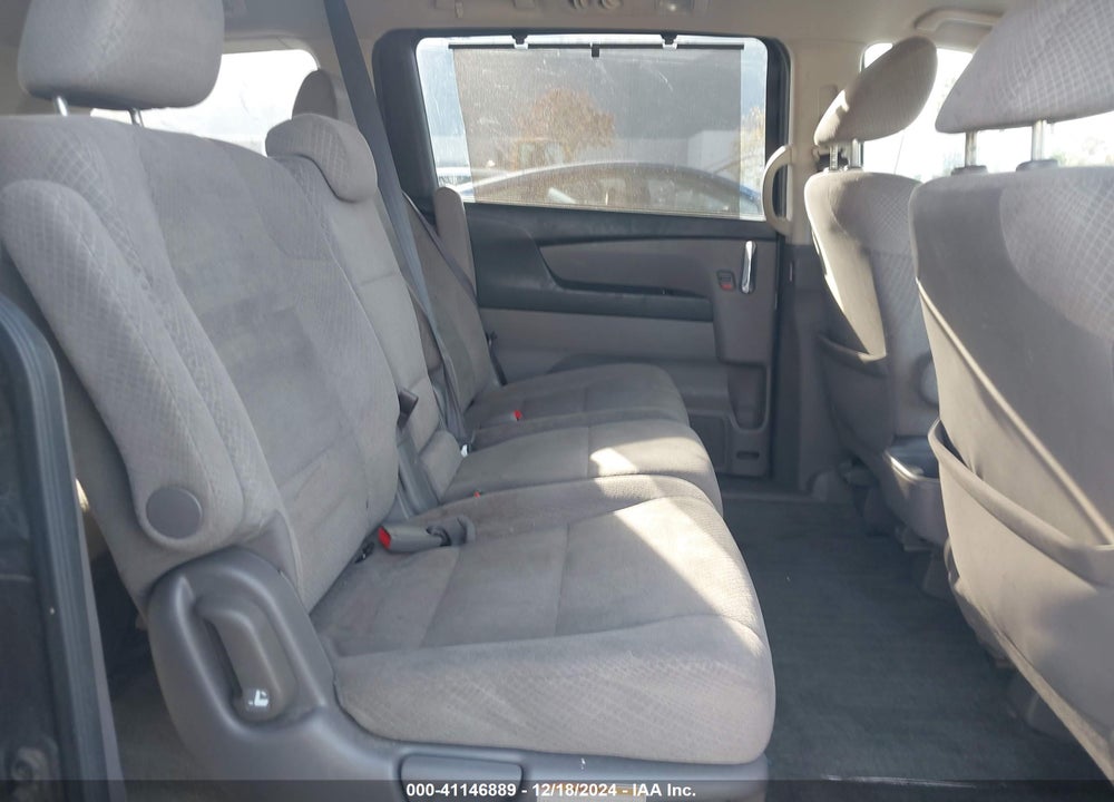 2016 HONDA ODYSSEY SE VIN: 5FNRL5H33GB040157