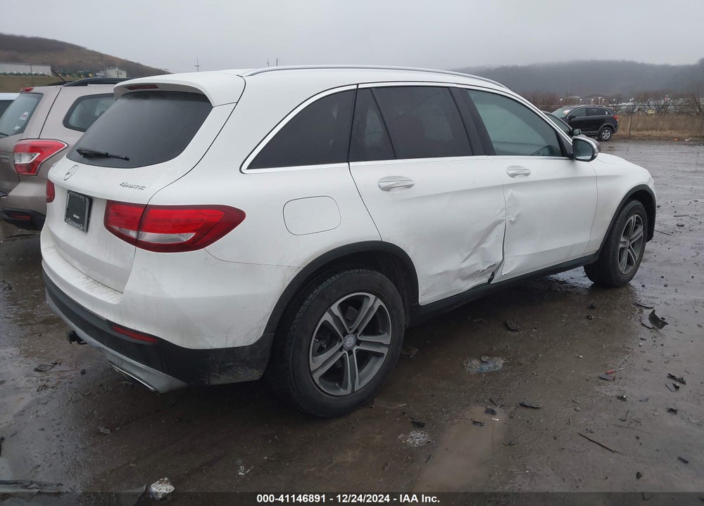 2017 MERCEDES-BENZ GLC 300 4MATIC VIN: WDC0G4KB5HF169578