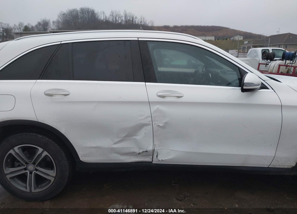 2017 MERCEDES-BENZ GLC 300 4MATIC VIN: WDC0G4KB5HF169578