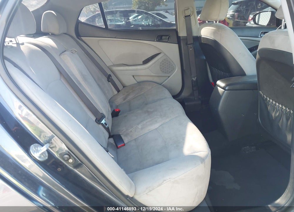 2015 KIA OPTIMA LX VIN: KNAGM4A70F5611600