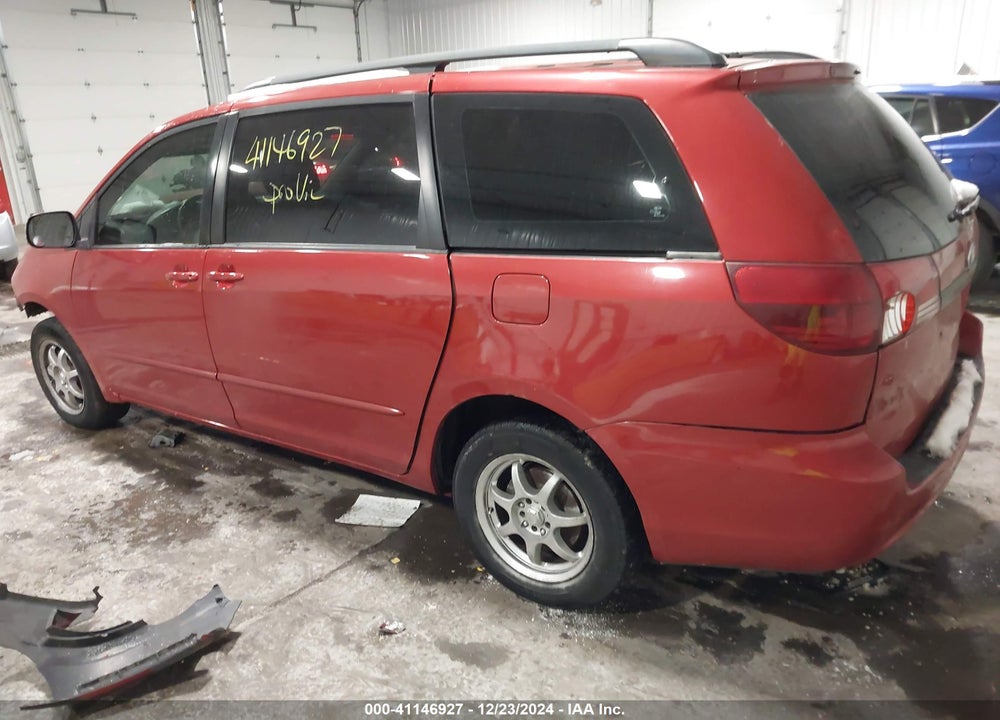 2005 TOYOTA SIENNA CE VIN: 5TDZA23C75S341440