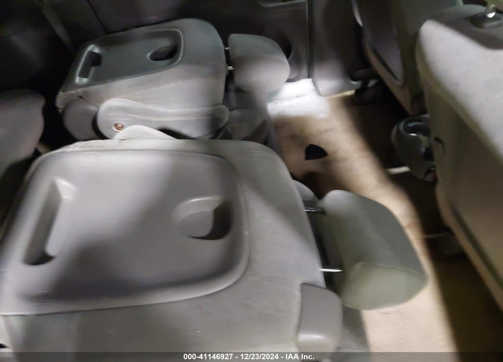 2005 TOYOTA SIENNA CE VIN: 5TDZA23C75S341440