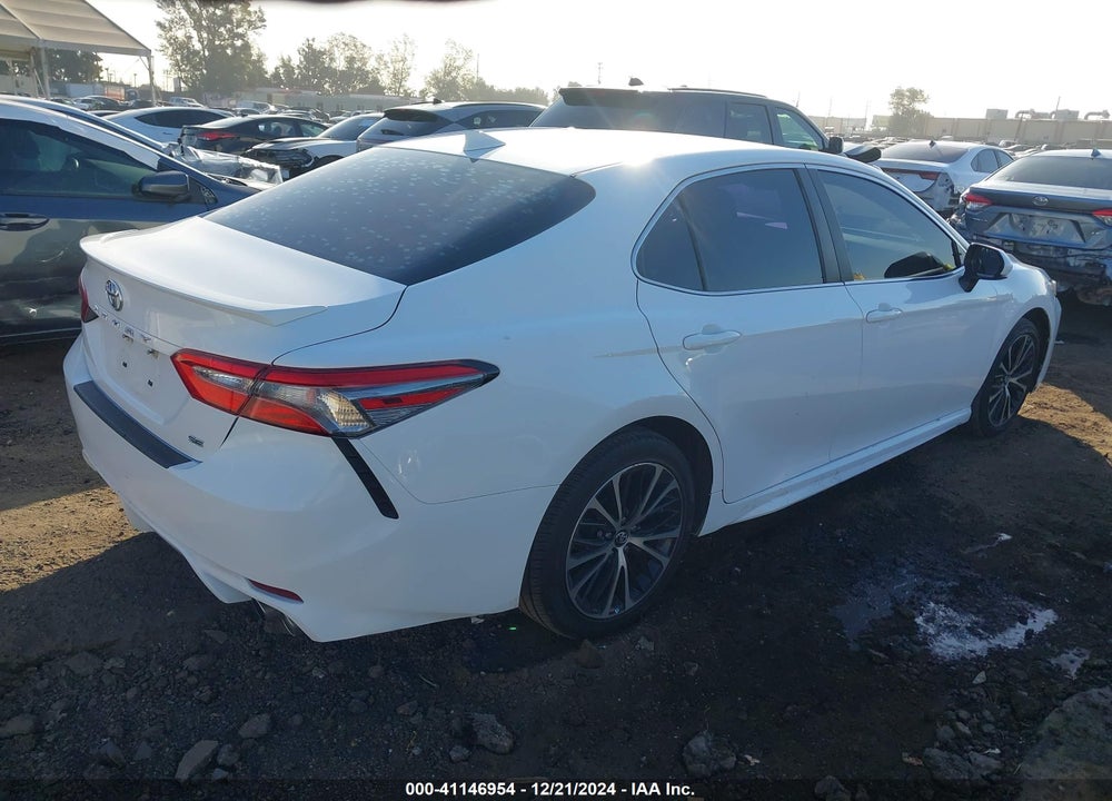2019 TOYOTA CAMRY SE VIN: 4T1B11HK7KU686241