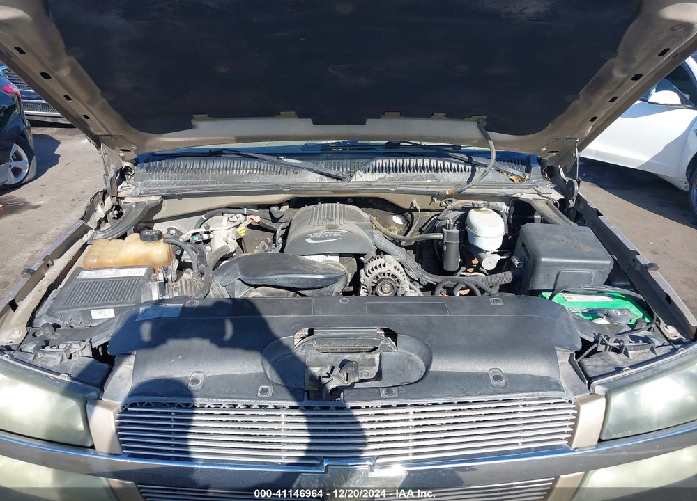 2004 CHEVROLET SILVERADO 1500 LS VIN: 2GCEC19T241308202