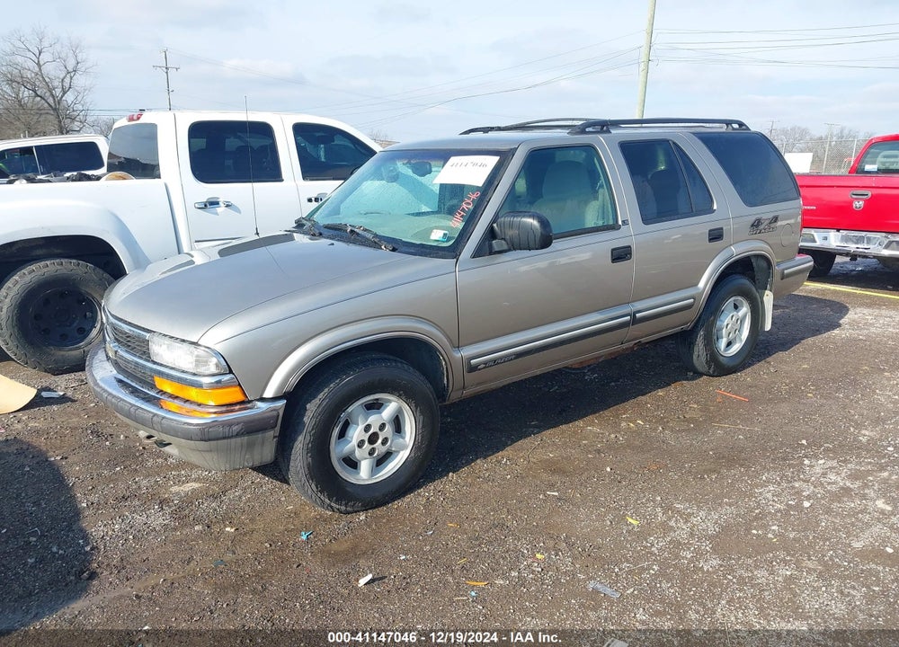 1999 CHEVROLET BLAZER LS VIN: 1GNDT13W4X2108013