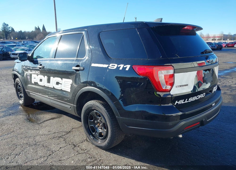 2018 FORD POLICE INTERCEPTOR VIN: 1FM5K8AR8JGA32713