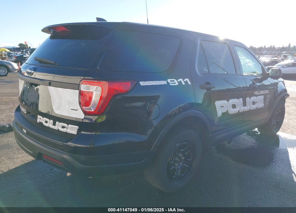 2018 FORD POLICE INTERCEPTOR VIN: 1FM5K8AR8JGA32713