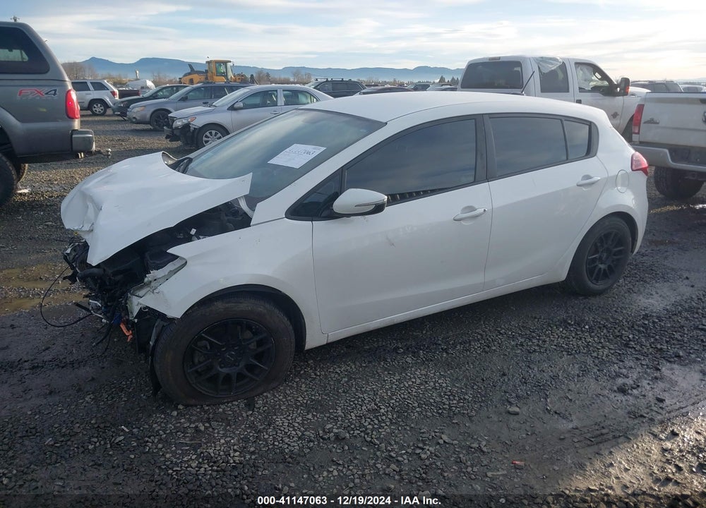 2018 KIA FORTE VIN: KNAFK5A85J5772713