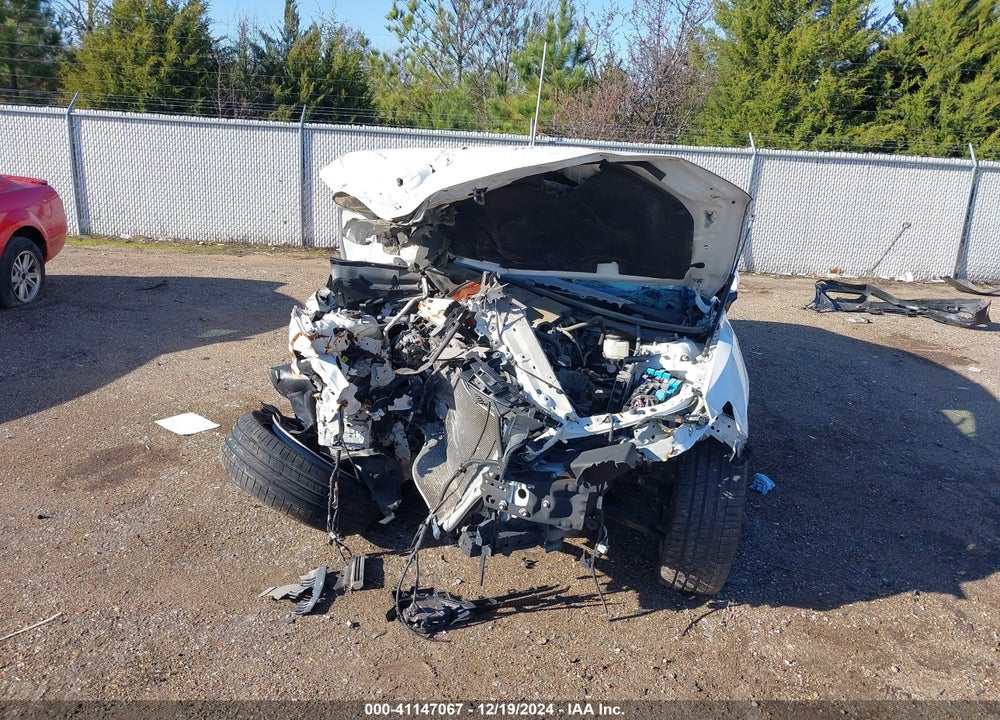 2020 TOYOTA CAMRY LE VIN: 4T1C11AK5LU935359