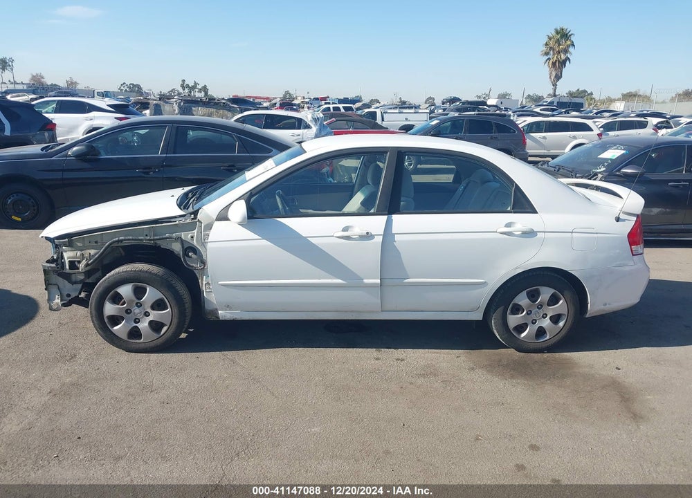 2008 KIA SPECTRA EX VIN: KNAFE122085581026