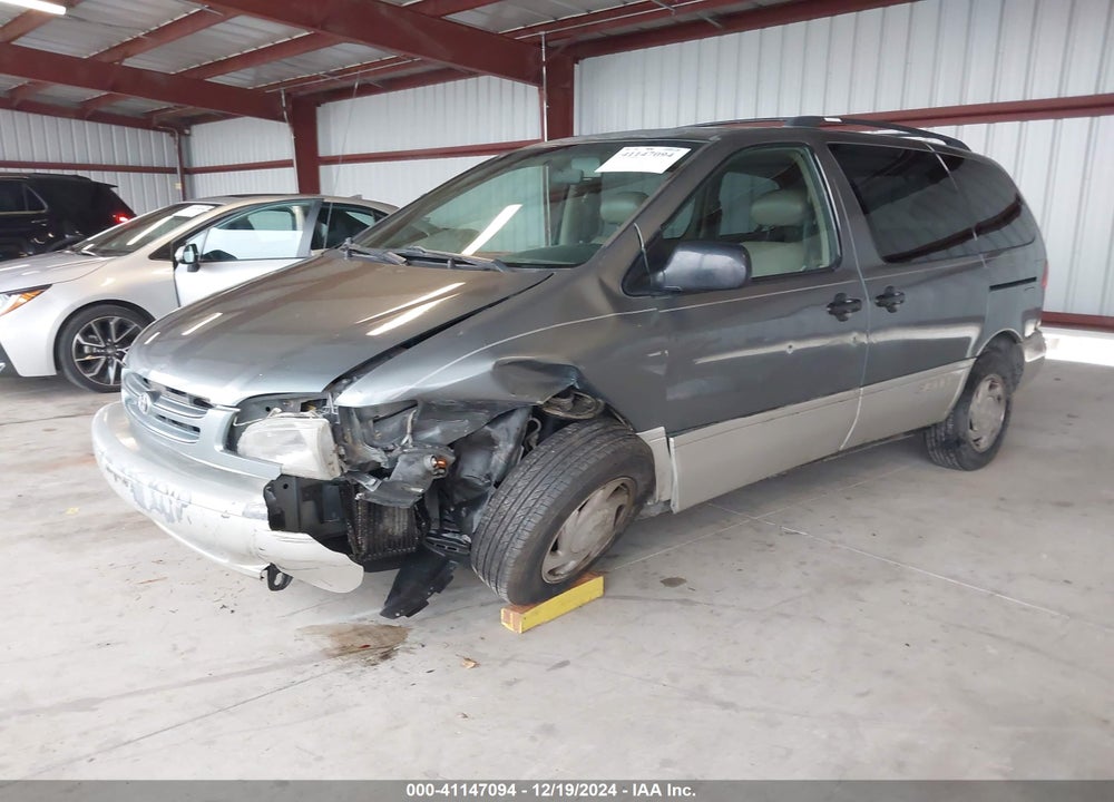 2000 TOYOTA SIENNA XLE VIN: 4T3ZF13C4YU274357