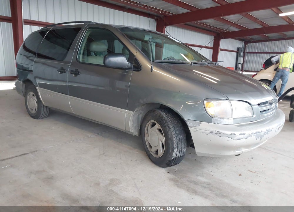 2000 TOYOTA SIENNA XLE VIN: 4T3ZF13C4YU274357