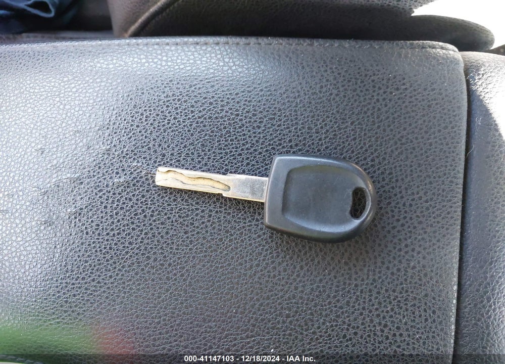 2011 VOLKSWAGEN JETTA VIN: 3VWDX7AJ1BM347024