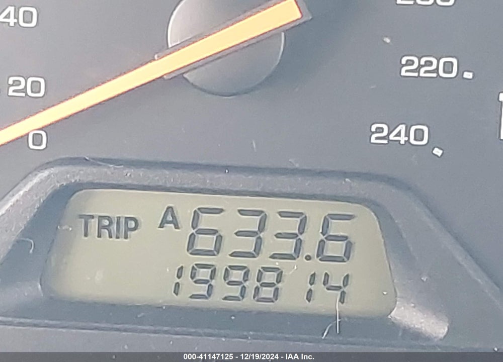 1999 HONDA ACCORD LX VIN: JHMCG564XXC011756