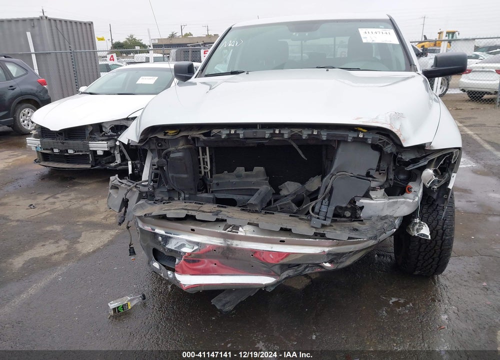 2016 RAM 1500 VIN: 1C6RR6GT9GS240931