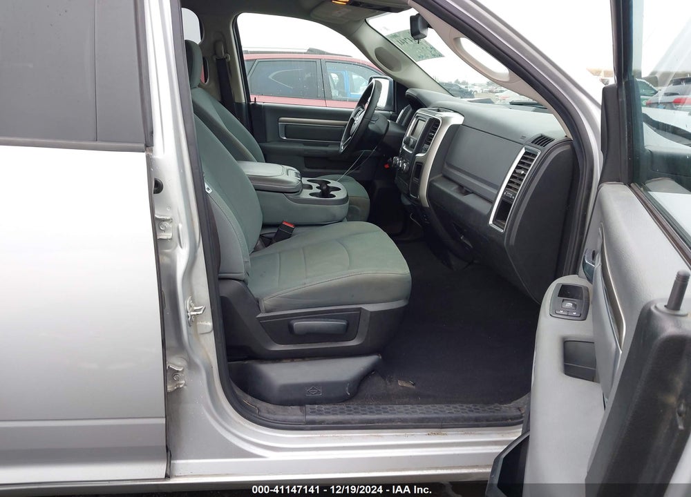 2016 RAM 1500 VIN: 1C6RR6GT9GS240931