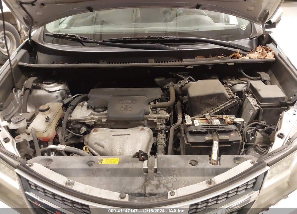 2015 TOYOTA RAV4 XLE VIN: 2T3WFREV9FW133488