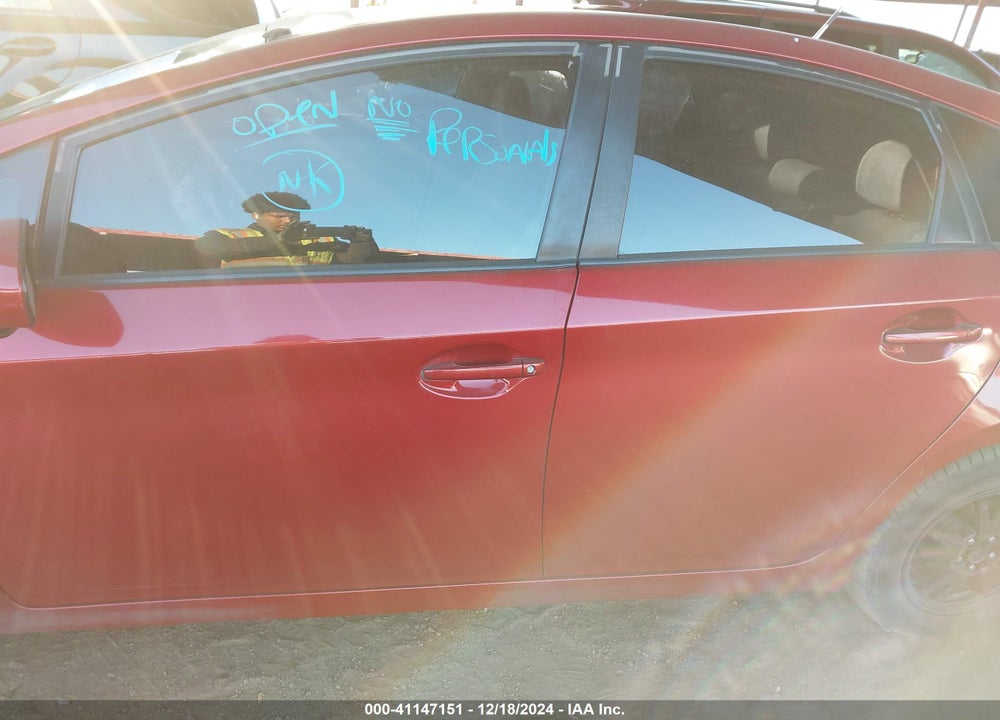 2013 TOYOTA PRIUS TWO VIN: JTDKN3DU5D0354286