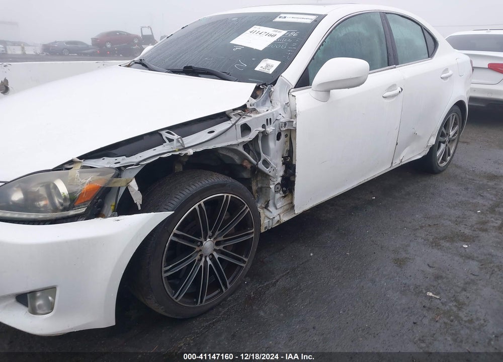 2008 LEXUS IS 350 VIN: JTHBE262085018011