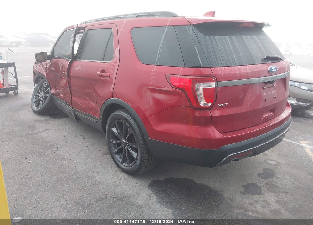 2017 FORD EXPLORER XLT VIN: 1FM5K7D81HGD42158