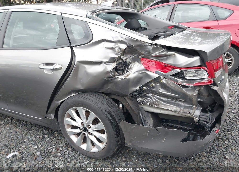 2018 KIA OPTIMA LX VIN: 5XXGT4L34JG268293