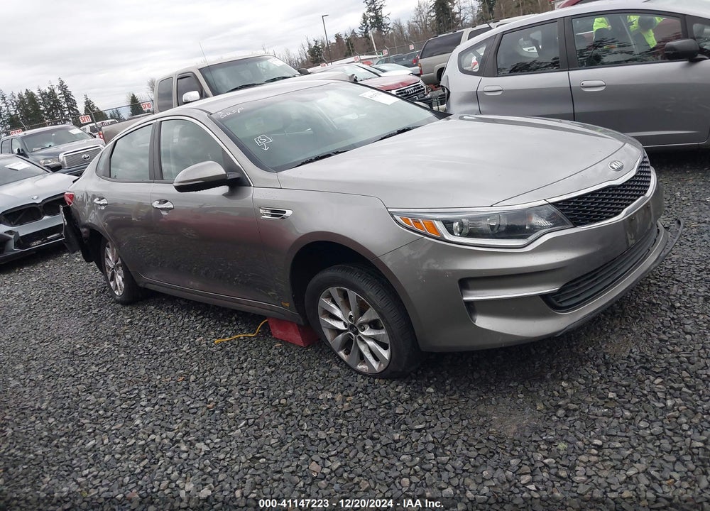 2018 KIA OPTIMA LX VIN: 5XXGT4L34JG268293