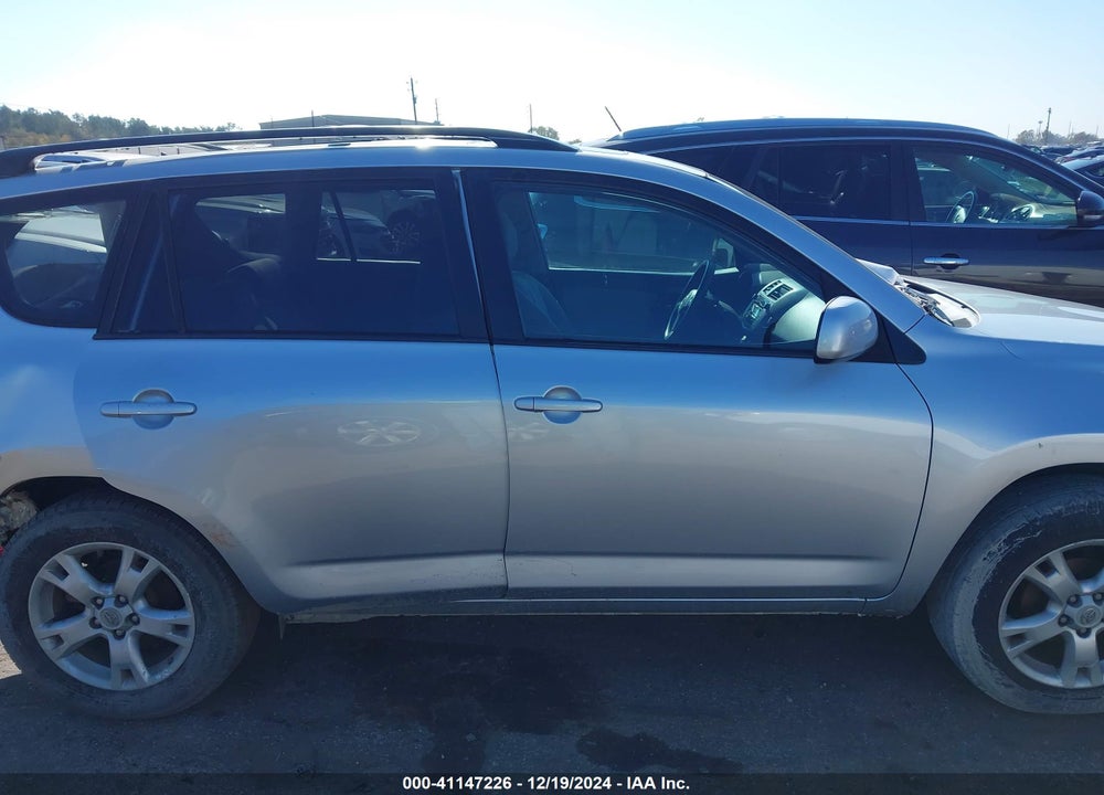 2011 TOYOTA RAV4 VIN: 2T3BF4DV2BW083336