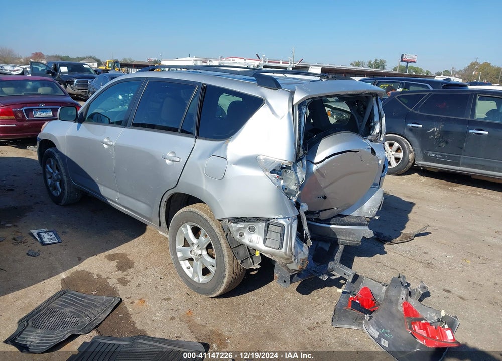2011 TOYOTA RAV4 VIN: 2T3BF4DV2BW083336