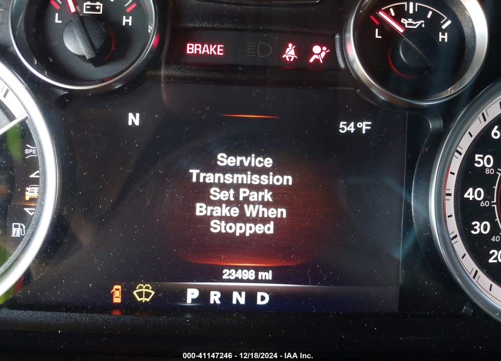 2021 RAM 1500 CLASSIC VIN: 1C6RR6GG2MS586270