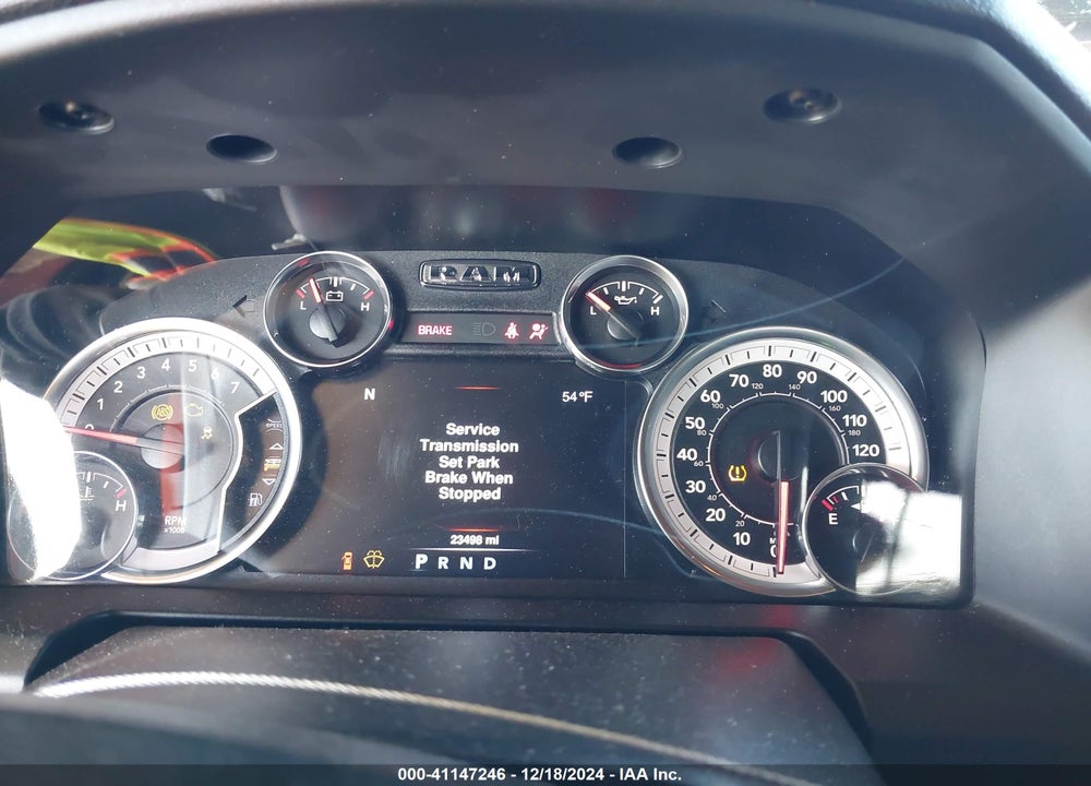 2021 RAM 1500 CLASSIC VIN: 1C6RR6GG2MS586270
