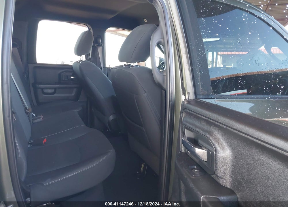 2021 RAM 1500 CLASSIC VIN: 1C6RR6GG2MS586270