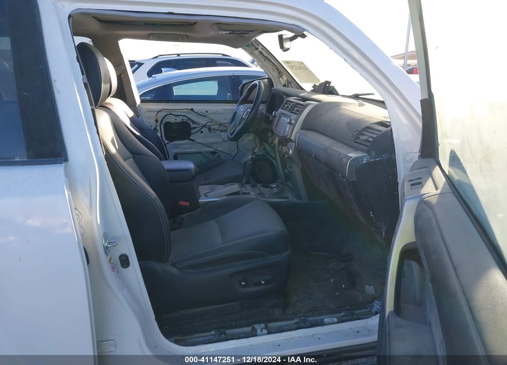 2018 TOYOTA 4RUNNER SR5 PREMIUM VIN: JTEBU5JR7J5525435
