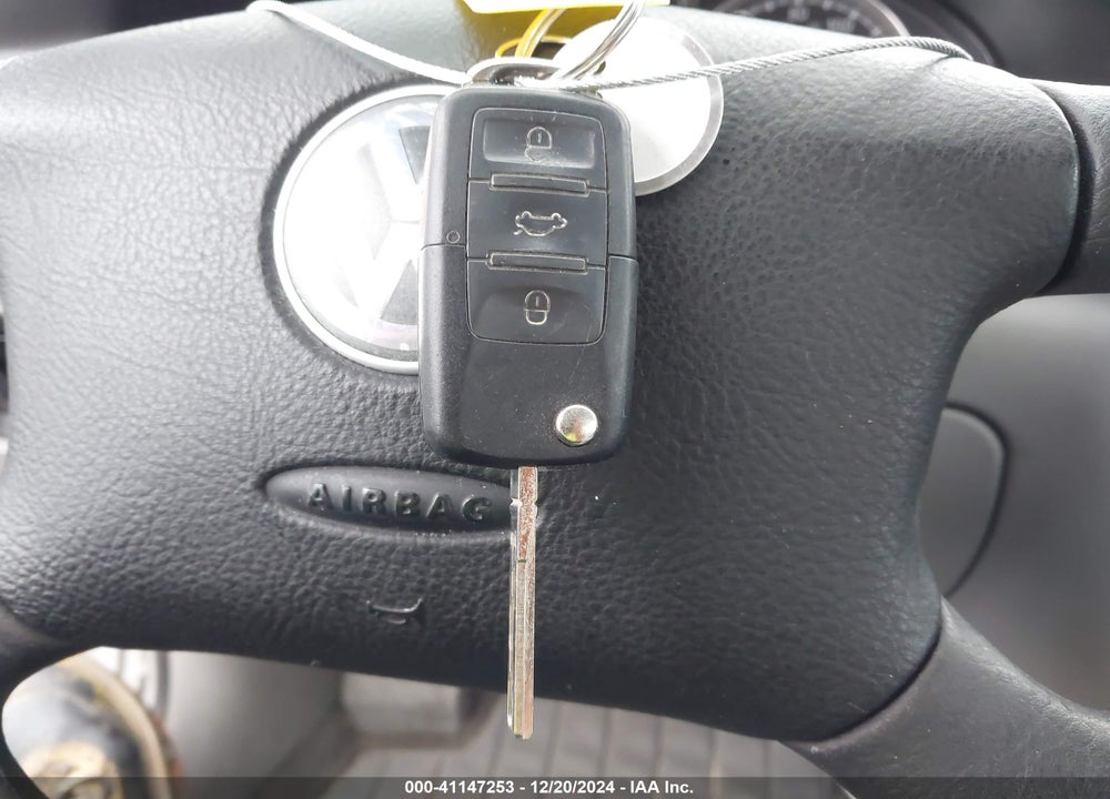 2004 VOLKSWAGEN PASSAT GLS VIN: WVWPD63B54P105763