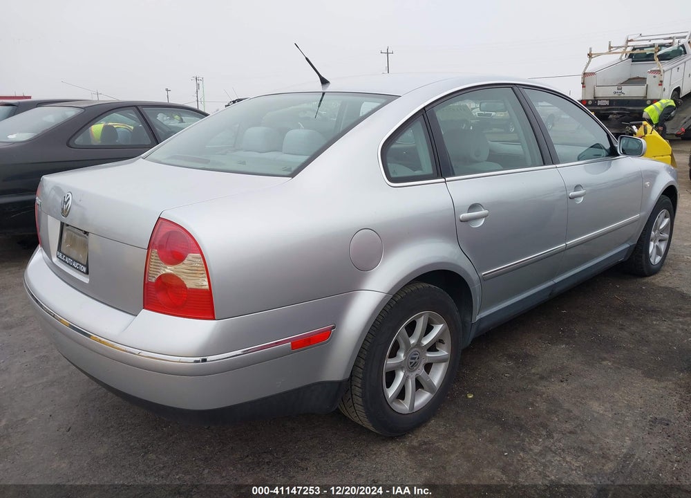 2004 VOLKSWAGEN PASSAT GLS VIN: WVWPD63B54P105763