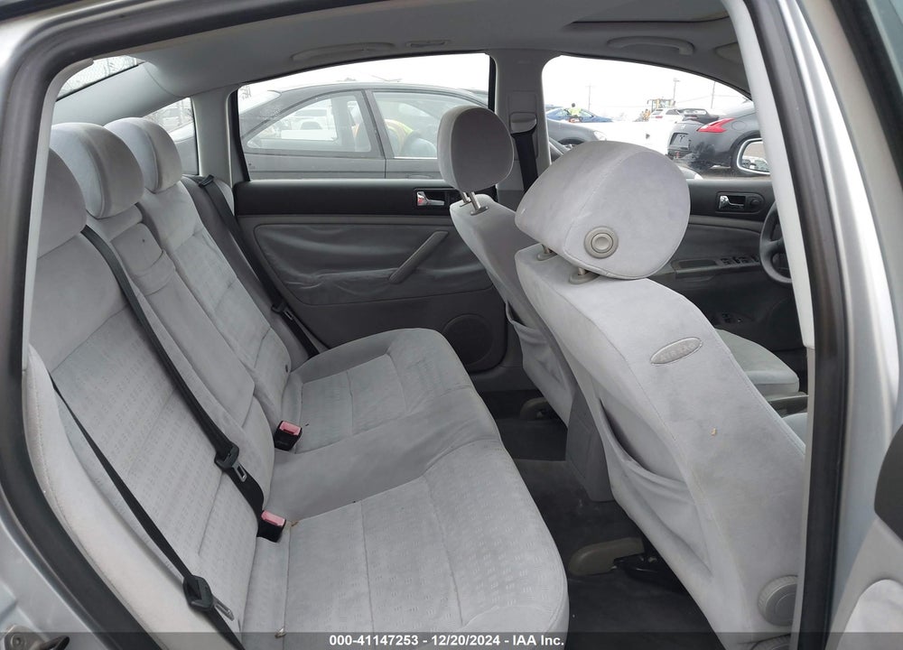 2004 VOLKSWAGEN PASSAT GLS VIN: WVWPD63B54P105763
