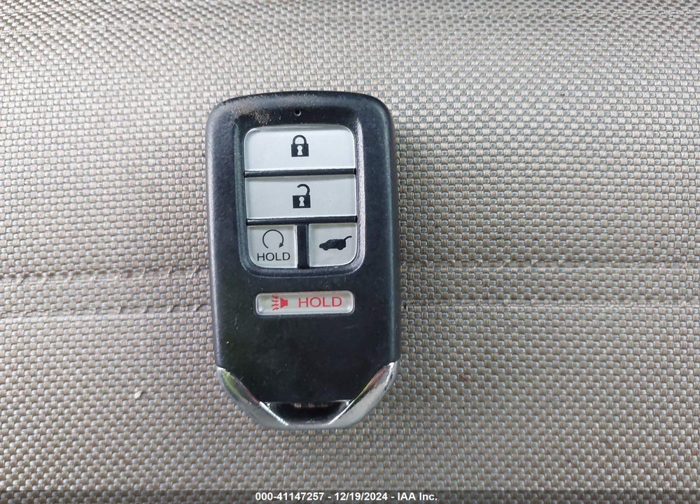 2019 HONDA CR-V VIN: 7FARW1H53KE032333