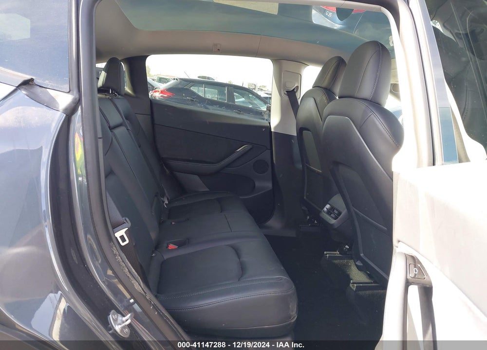 2021 TESLA MODEL Y LONG RANGE DUAL MOTOR ALL-WHEEL DRIVE VIN: 5YJYGDEE6MF094936