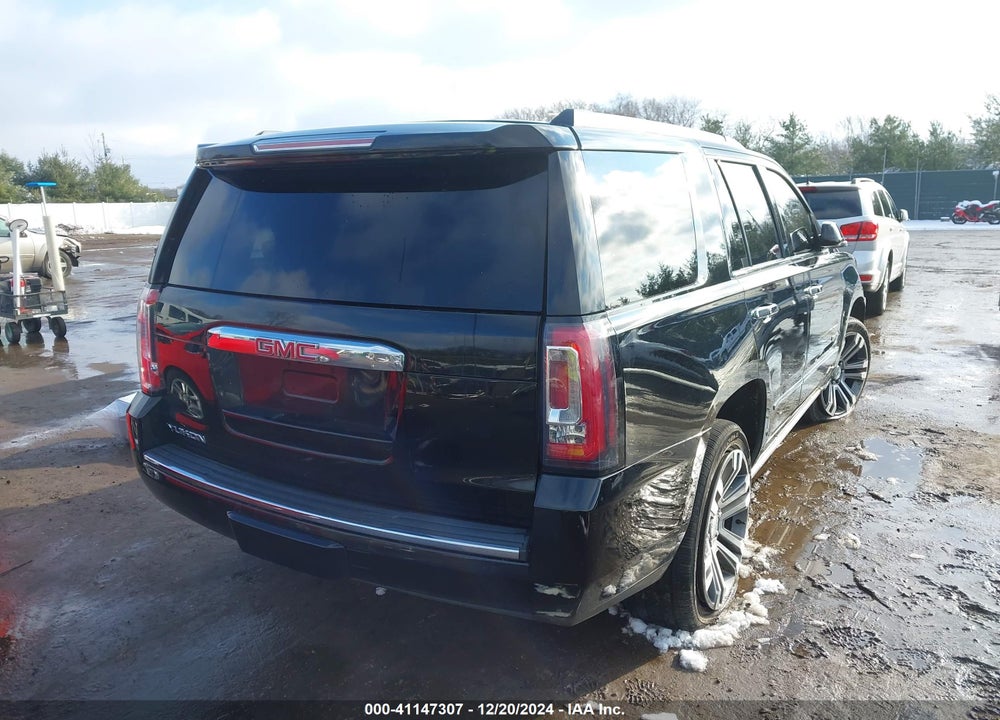 2017 GMC YUKON DENALI VIN: 1GKS2CKJ4HR269110