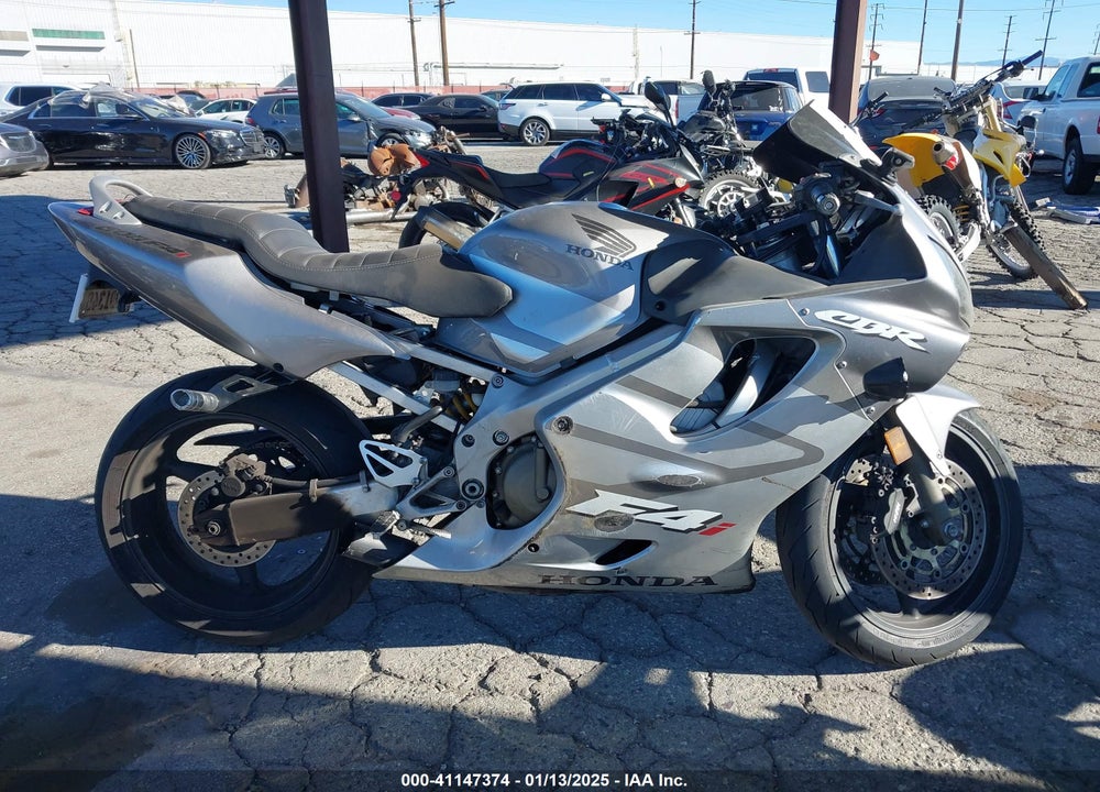 2005 HONDA CBR600 F4 VIN: JH2PC35025M600722