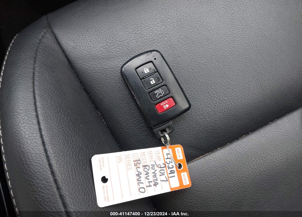 2017 TOYOTA RAV4 HYBRID LIMITED VIN: JTMDJREV5HD145305